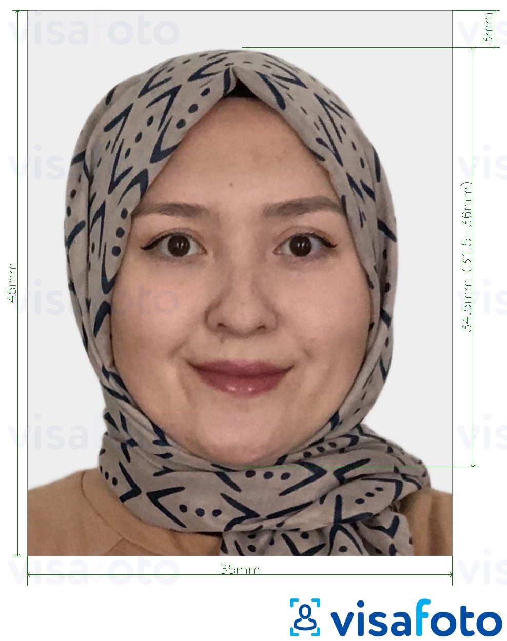 Tam boyut belirtimi olan Kazakistan Visa 35x45 mm (3.5x4.5 cm) için fotoğraf örneği